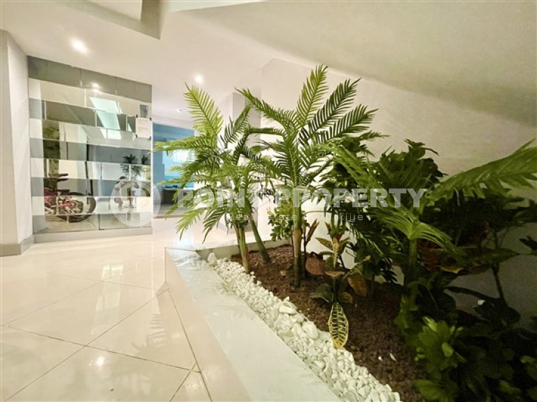 One-bedroom apartment, 65m², with elegant interior 150 meters from the sea in Oba, Alanya-id-1879-photo-25