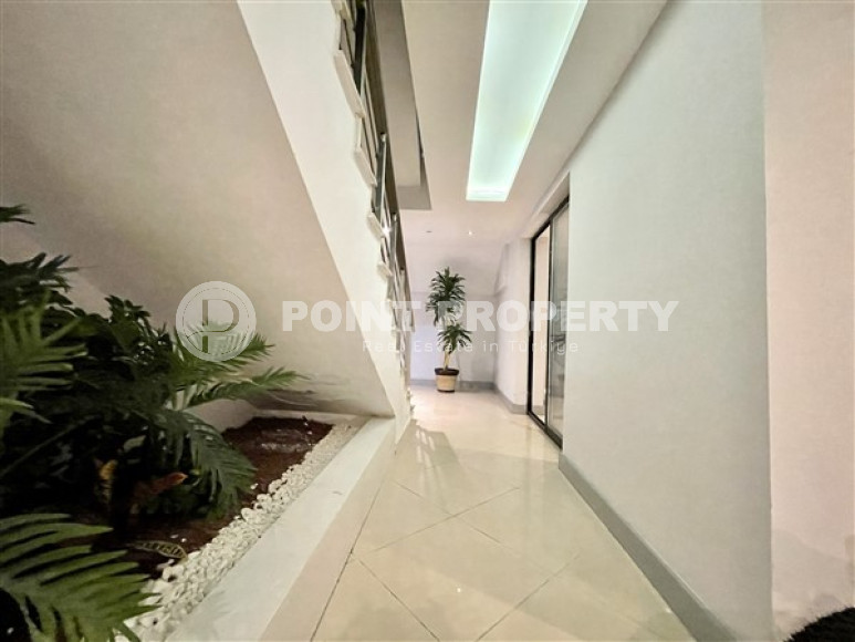 One-bedroom apartment, 65m², with elegant interior 150 meters from the sea in Oba, Alanya-id-1879-photo-26