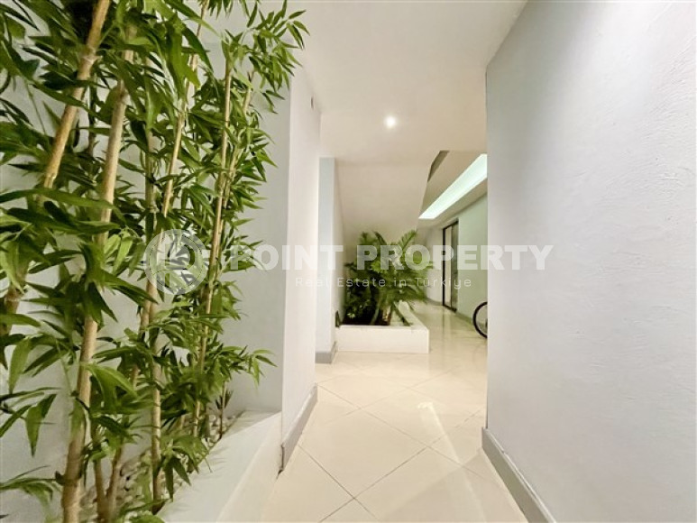 One-bedroom apartment, 65m², with elegant interior 150 meters from the sea in Oba, Alanya-id-1879-photo-27