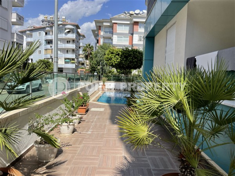 One-bedroom apartment, 65m², with elegant interior 150 meters from the sea in Oba, Alanya-id-1879-photo-31