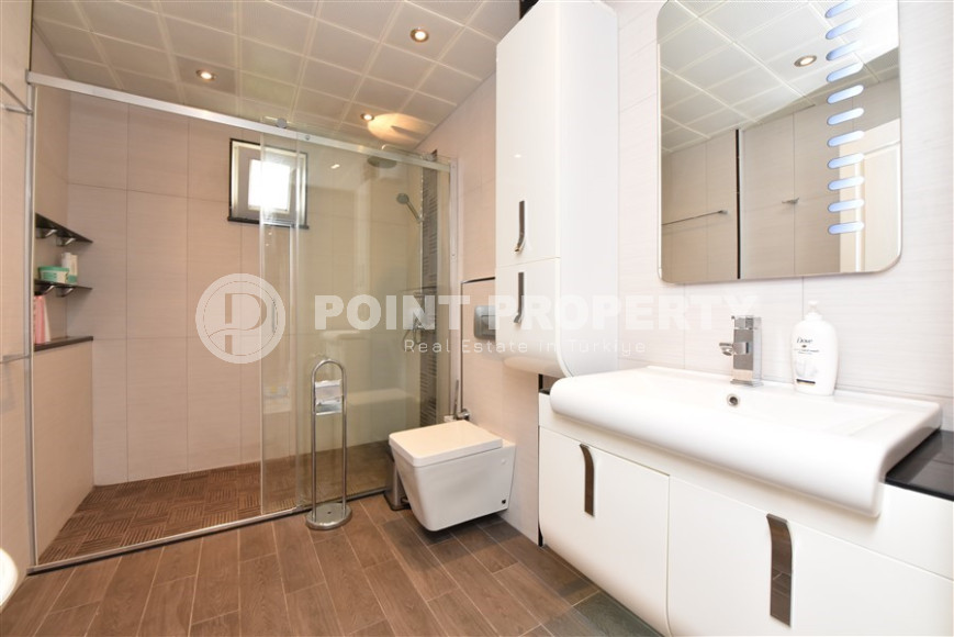 Меблированная двухуровневая квартира с пятью спальнями, 230м², в центре Алании с отличными видами-id-1885-фото-4