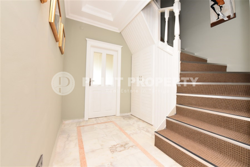 Меблированная двухуровневая квартира с пятью спальнями, 230м², в центре Алании с отличными видами-id-1885-фото-25