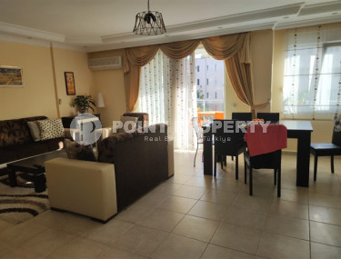 Large three-room apartment, 120m², on the main street of Mahmutlar, 200 meters from the sea-id-1892-photo-5
