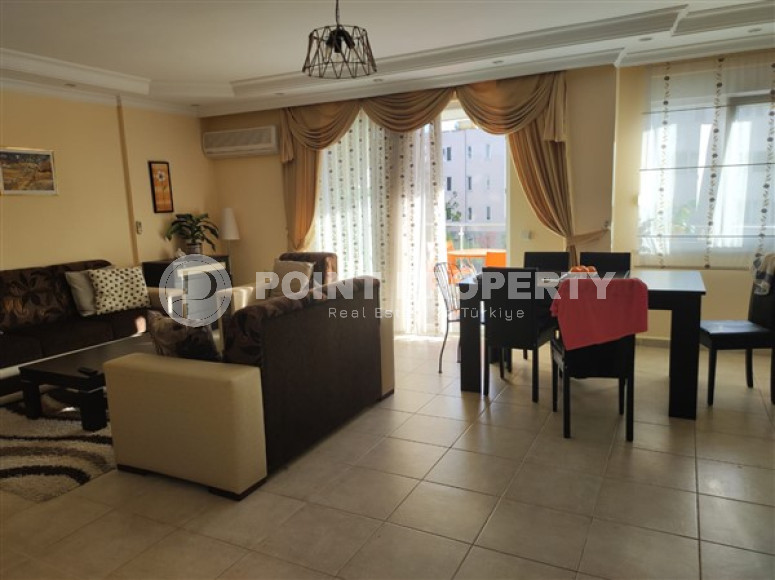 Large three-room apartment, 120m², on the main street of Mahmutlar, 200 meters from the sea-id-1892-photo-5
