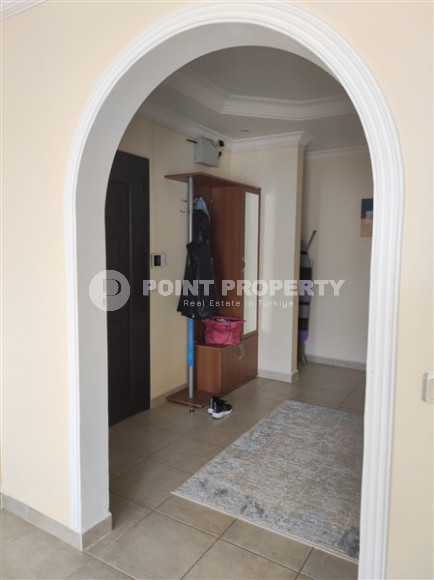 Large three-room apartment, 120m², on the main street of Mahmutlar, 200 meters from the sea-id-1892-photo-7