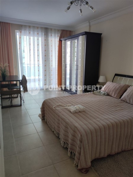Large three-room apartment, 120m², on the main street of Mahmutlar, 200 meters from the sea-id-1892-photo-10