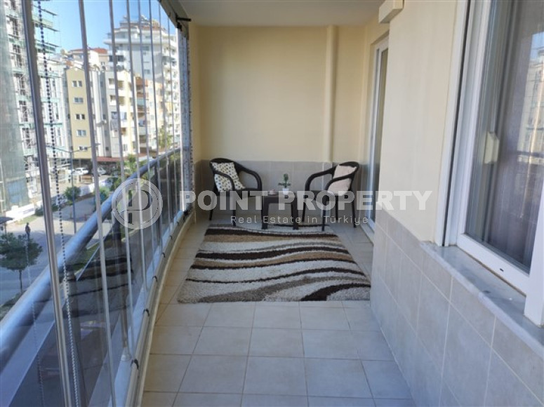 Large three-room apartment, 120m², on the main street of Mahmutlar, 200 meters from the sea-id-1892-photo-13