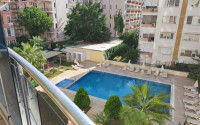 Large three-room apartment, 120m², on the main street of Mahmutlar, 200 meters from the sea-id-1892-photo-15