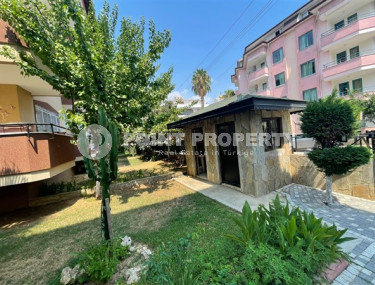 Resale property in the Oba area: three-room apartment, 110 m², in a residence with a swimming pool.-id-1893-photo-5