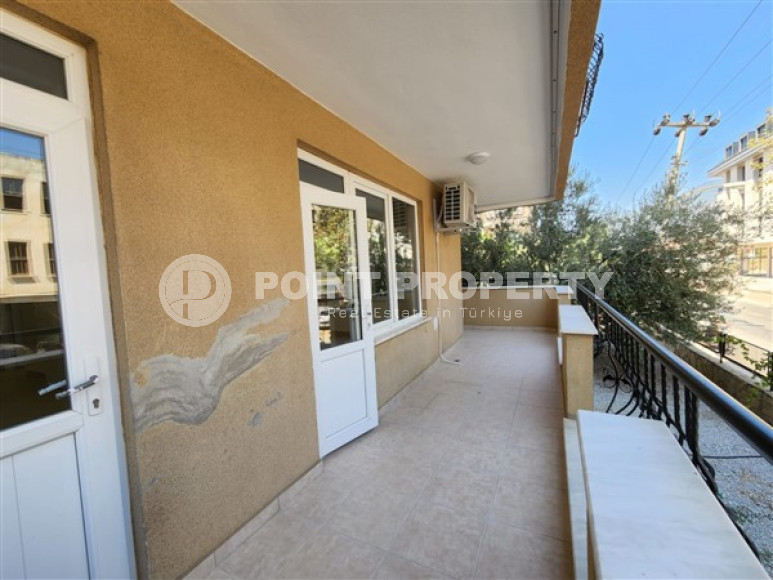 Resale property in the Oba area: three-room apartment, 110 m², in a residence with a swimming pool.-id-1893-photo-12
