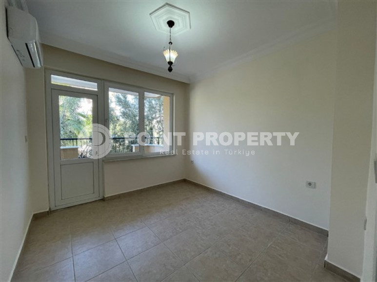 Resale property in the Oba area: three-room apartment, 110 m², in a residence with a swimming pool.-id-1893-photo-26