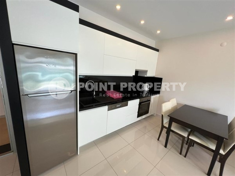 Меблированная квартира 1+1, 65м², в элитном комплексе с собственным пляжем в Каргыджаке, Алания-id-1895-фото-3