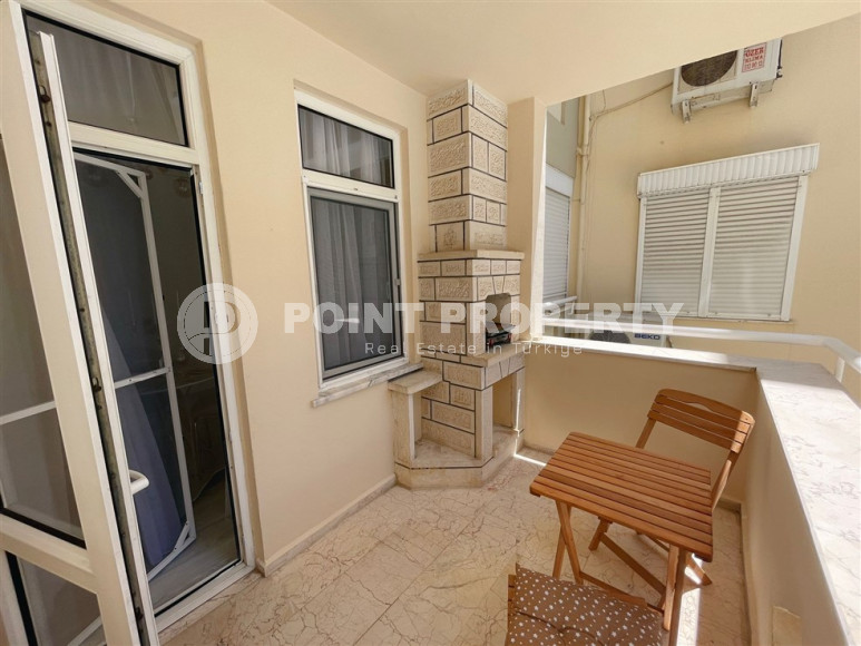 Заезжай и живи. Двухкомнатная квартира 1+1 в самом центре курортного города в 750 метрах от моря. Апартаменты находятся в районе Сарай Алании, который подходит для оформления ВНЖ.-id-1128-фото-16