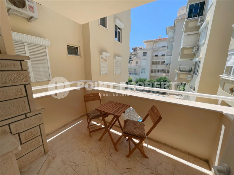 Заезжай и живи. Двухкомнатная квартира 1+1 в самом центре курортного города в 750 метрах от моря. Апартаменты находятся в районе Сарай Алании, который подходит для оформления ВНЖ.-id-1128-фото-17