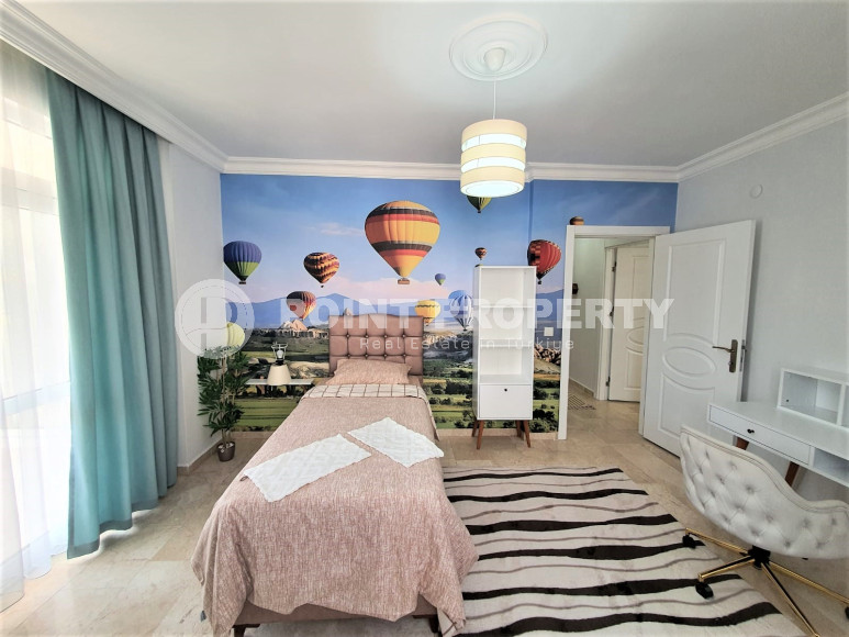 Furnished three-room apartment near the Oba Chai river, 125m2-id-1896-photo-7