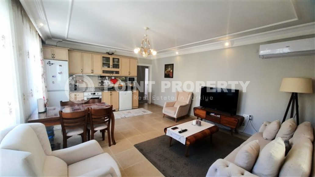 Furnished three-room apartment, 110m², near the Tuesday market in Mahmutlar, Alanya-id-1899-photo-3