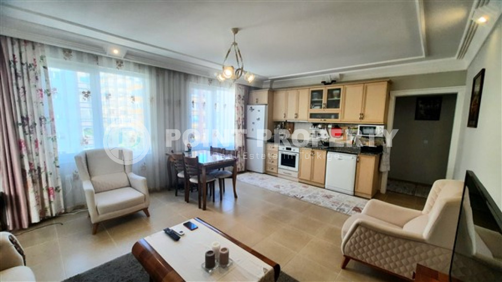 Furnished three-room apartment, 110m², near the Tuesday market in Mahmutlar, Alanya-id-1899-photo-4