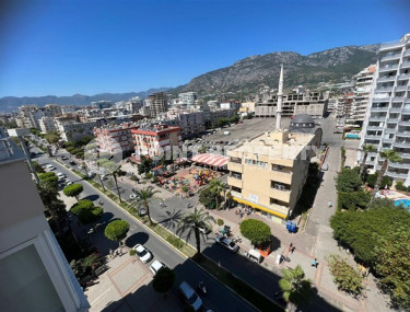 Spacious three-room apartment, 130m², in a complex with a swimming pool in the center of Mahmutlar, Alanya-id-1902-photo-3