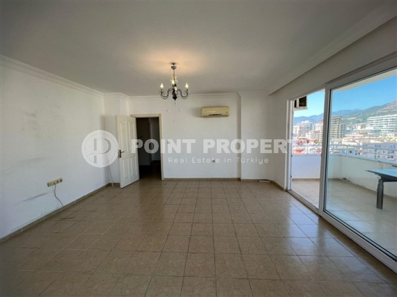 Spacious three-room apartment, 130m², in a complex with a swimming pool in the center of Mahmutlar, Alanya-id-1902-photo-5