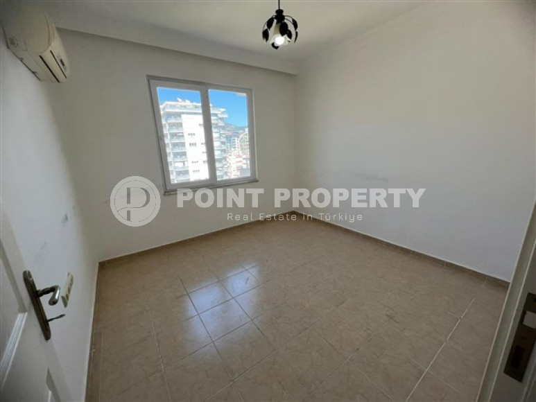 Spacious three-room apartment, 130m², in a complex with a swimming pool in the center of Mahmutlar, Alanya-id-1902-photo-14