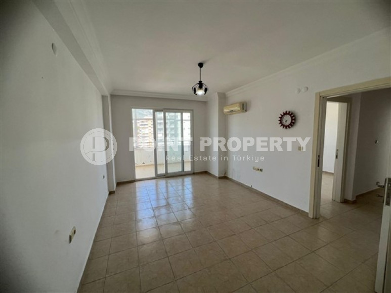 Spacious three-room apartment, 130m², in a complex with a swimming pool in the center of Mahmutlar, Alanya-id-1902-photo-15