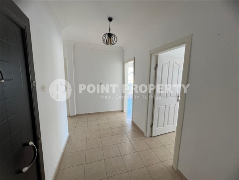 Spacious three-room apartment, 130m², in a complex with a swimming pool in the center of Mahmutlar, Alanya-id-1902-photo-16