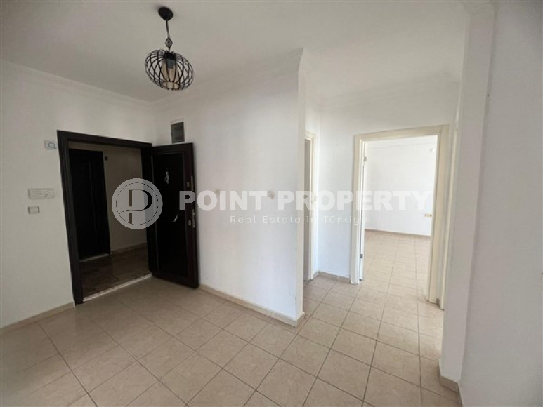 Spacious three-room apartment, 130m², in a complex with a swimming pool in the center of Mahmutlar, Alanya-id-1902-photo-17