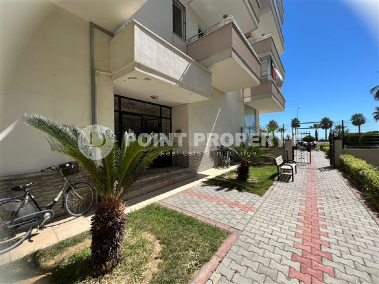 Spacious three-room apartment, 130m², in a complex with a swimming pool in the center of Mahmutlar, Alanya-id-1902-photo-19