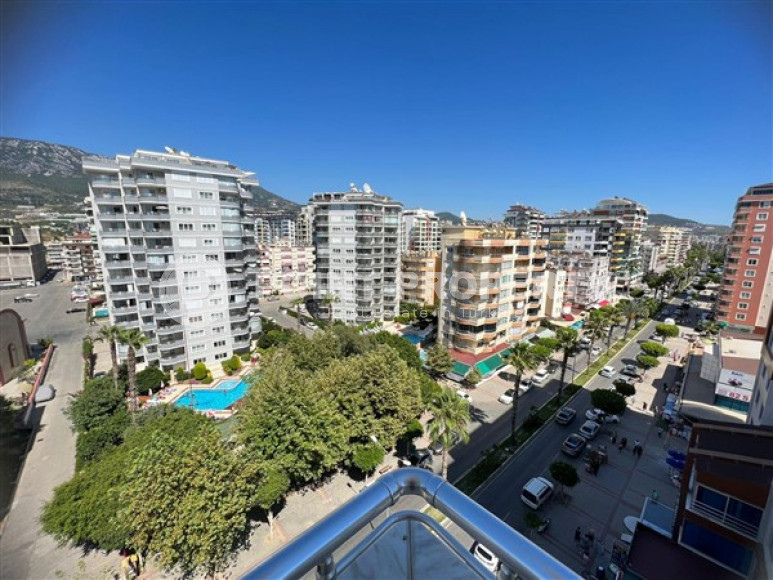 Spacious three-room apartment, 130m², in a complex with a swimming pool in the center of Mahmutlar, Alanya-id-1902-photo-22