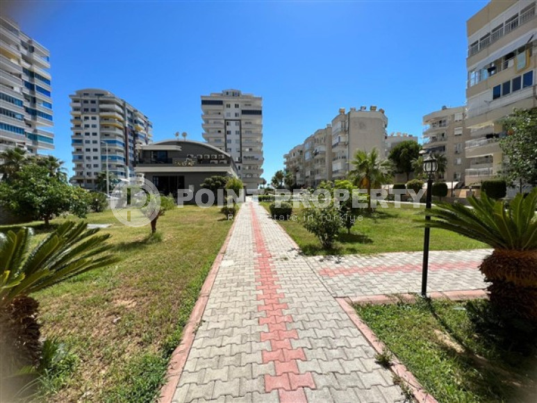 Spacious three-room apartment, 130m², in a complex with a swimming pool in the center of Mahmutlar, Alanya-id-1902-photo-24