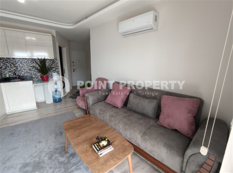 Ready to move in, one bedroom apartment, 55m², 800m from the sea in Mahmutlar, Alanya-id-1903-photo-2