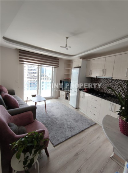 Ready to move in, one bedroom apartment, 55m², 800m from the sea in Mahmutlar, Alanya-id-1903-photo-6