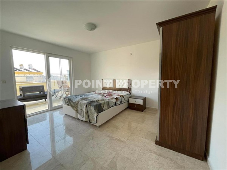 Пентхаус с четырьмя спальнями, 300м², в комплексе с бассейном, в 250м от моря в Махмутларе, Алания-id-1904-фото-7