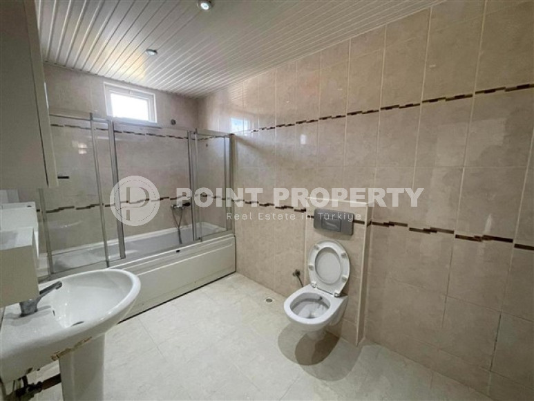 Пентхаус с четырьмя спальнями, 300м², в комплексе с бассейном, в 250м от моря в Махмутларе, Алания-id-1904-фото-12