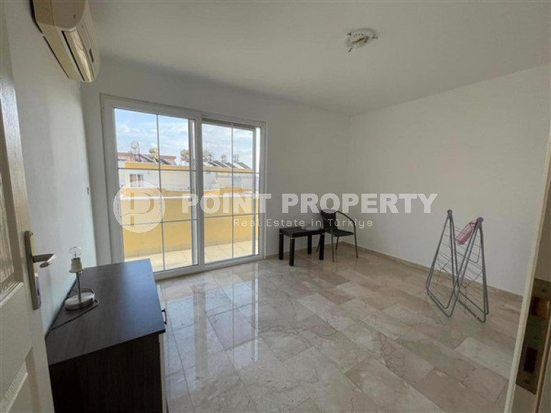 Пентхаус с четырьмя спальнями, 300м², в комплексе с бассейном, в 250м от моря в Махмутларе, Алания-id-1904-фото-17