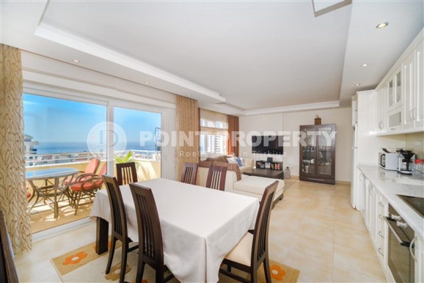 Готовая к проживанию, видовая трехкомнатная квартира, 115м², в 400м от моря в районе Алании Тосмур-id-1905-фото-5