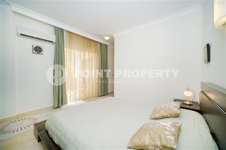 Готовая к проживанию, видовая трехкомнатная квартира, 115м², в 400м от моря в районе Алании Тосмур-id-1905-фото-17