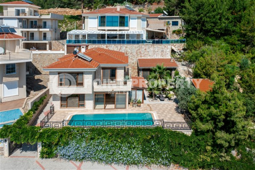 Потрясающая вилла 4+1, площадью 280м² с личным бассейном в элитном горном районе Алании Бекташ-id-1907-фото-2