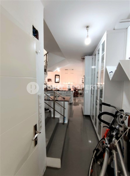 Дуплекс-вилла 4+2, 260м² на двоих владельцев, с потрясающим видом, на 1-й линии в районе Демирташ, Алания-id-1909-фото-36