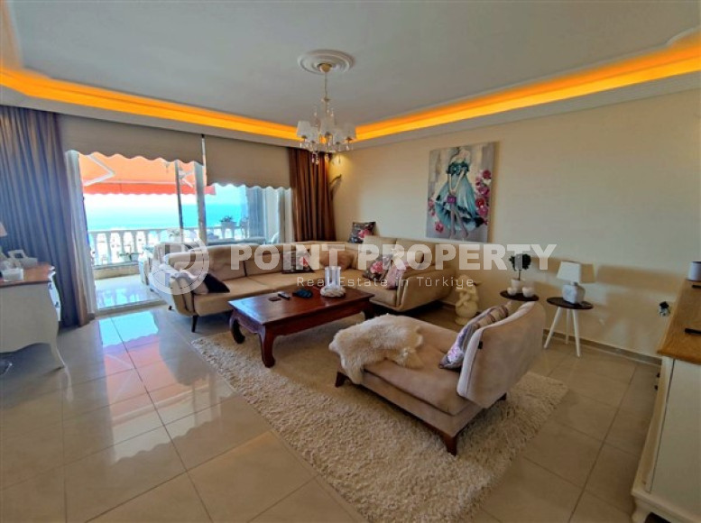 Elegant view penthouse 4+2, 250m², 200m from the sea in Alanya - Mahmutlar-id-1910-photo-31