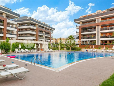 Three-room apartment, 120 m², in a cozy premium complex in the center of Oba, Alanya-id-1912-photo-1