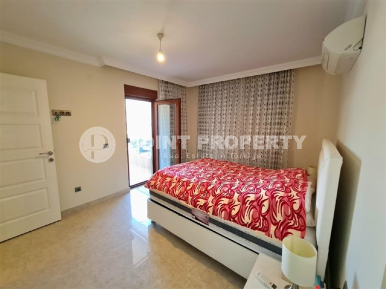 Three-room apartment, 120 m², in a cozy premium complex in the center of Oba, Alanya-id-1912-photo-16