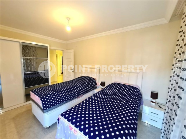 Three-room apartment, 120 m², in a cozy premium complex in the center of Oba, Alanya-id-1912-photo-17