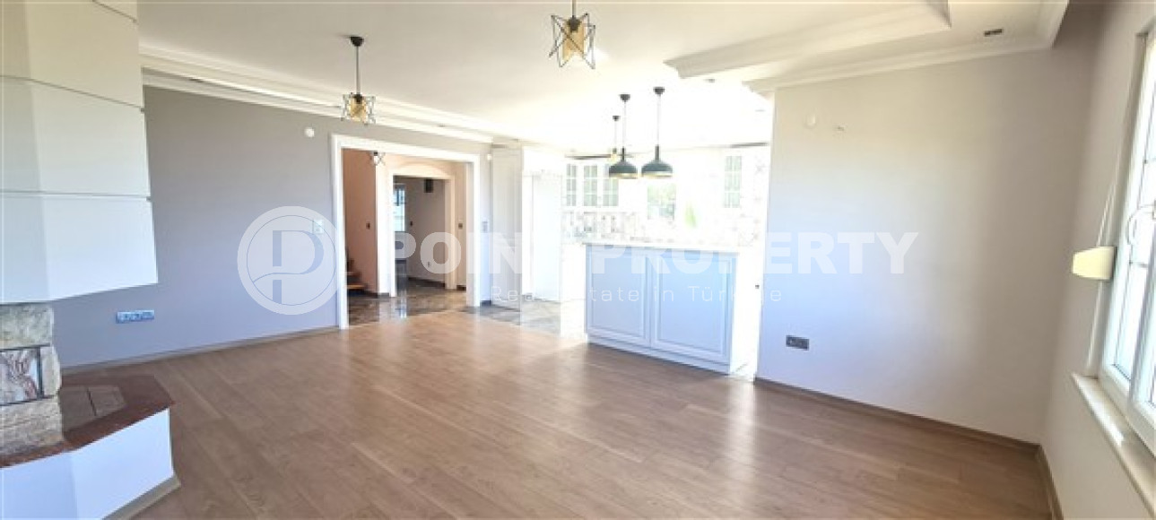 Дуплекс – пентхаус 4+2, 220м², с потрясающими видами в районе Бекташ, Алания-id-1913-фото-4