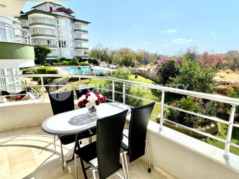 Cozy three-room apartment, 95m², overlooking the sea and-id-1915-photo-3