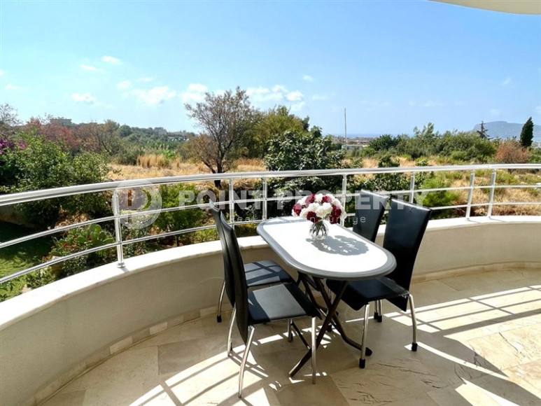 Cozy three-room apartment, 95m², overlooking the sea and-id-1915-photo-4