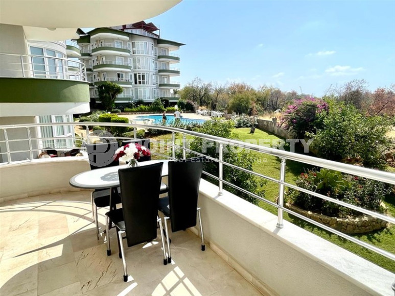 Cozy three-room apartment, 95m², overlooking the sea and-id-1915-photo-13