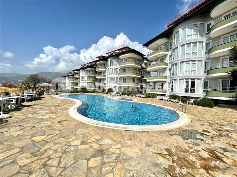 Cozy three-room apartment, 95m², overlooking the sea and-id-1915-photo-32