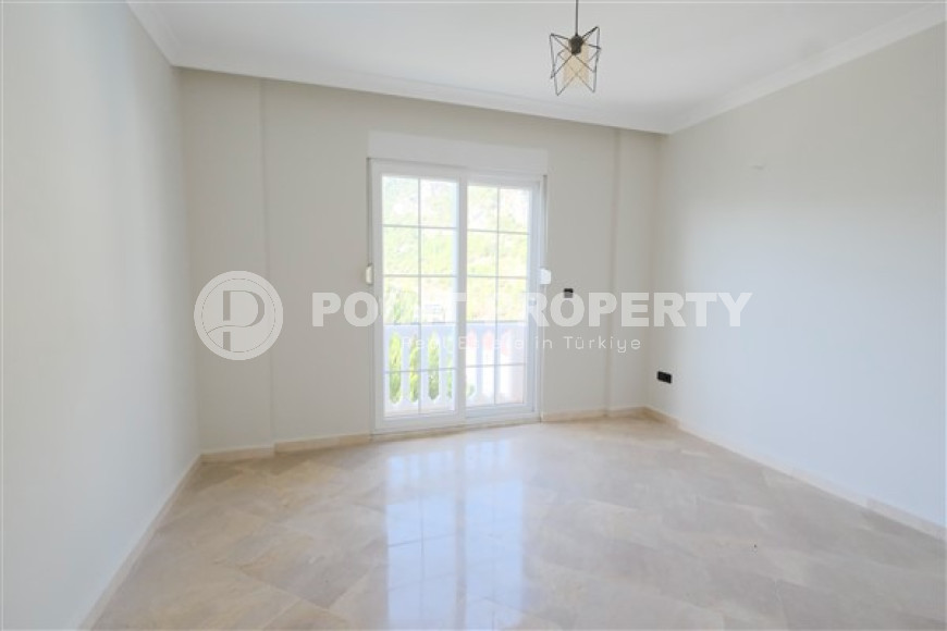 Трехэтажная вилла 6+2, 310м², в комплексе таунхаусов с личным бассейном, в горном районе Алании Бекташ-id-1919-фото-18