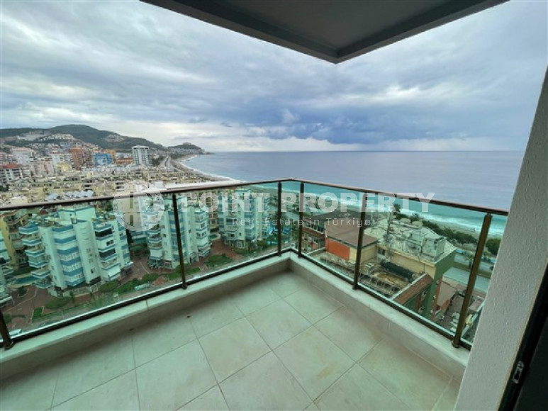 Furnished penthouse 4+1, 320m², with stunning views in an elite complex in Mahmutlar, Alanya-id-1924-photo-17